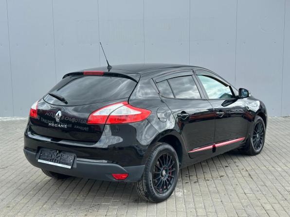 Renault Megane III Рестайлинг с пробегом 2013 года, цена 569 000 рублей, 293799 км, хэтчбек, Автокод Объявления