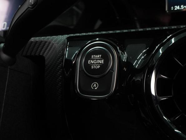 Mercedes-Benz A-Класс IV (W177) с пробегом 2019 года, цена 2 199 000 рублей, 79185 км, хэтчбек, Автокод Объявления