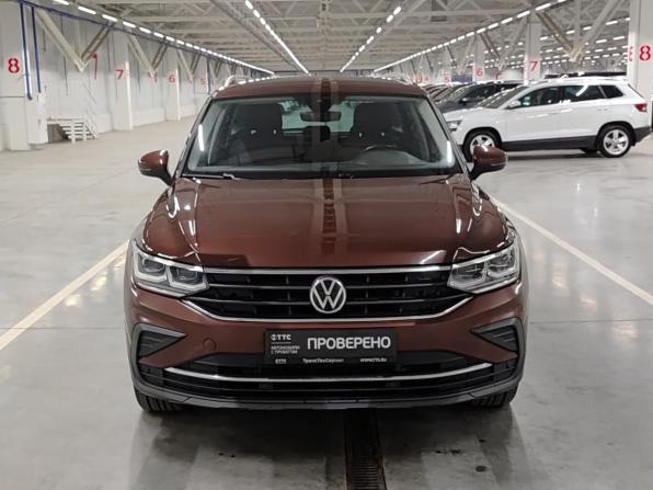 Volkswagen Tiguan II Рестайлинг с пробегом 2021 года, цена 3 050 000 рублей, 133637 км, внедорожник, Автокод Объявления
