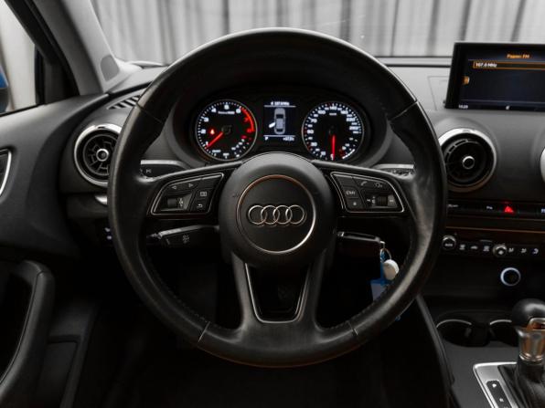 Audi A3 III (8V) Рестайлинг с пробегом 2017 года, цена 1 960 000 рублей, 109313 км, седан, Автокод Объявления