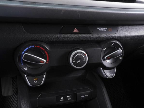 Kia Rio IV (Global market) с пробегом 2019 года, цена 1 260 000 рублей, 200760 км, седан, Автокод Объявления