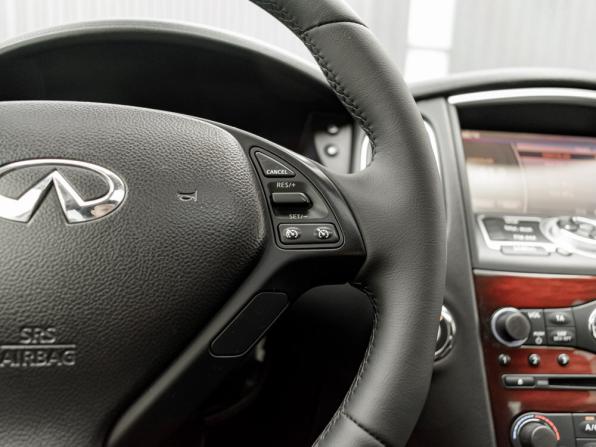 Infiniti QX50 I Рестайлинг с пробегом 2016 года, цена 1 835 000 рублей, 155337 км, внедорожник, Автокод Объявления