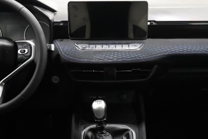 Haval Jolion I Рестайлинг с пробегом 2025 года, цена 1 921 000 рублей, 12999 км, внедорожник, Автокод Объявления