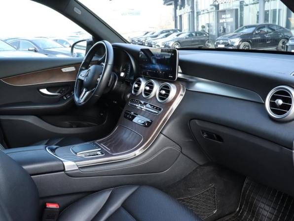 Mercedes-Benz GLC I (X253) Рестайлинг с пробегом 2019 года, цена 4 119 000 рублей, 65000 км, внедорожник, Автокод Объявления