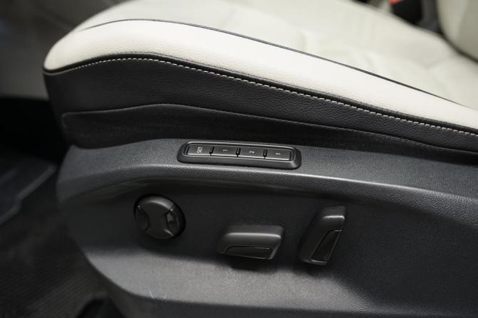 Volkswagen Tiguan II с пробегом 2019 года, цена 2 395 000 рублей, 107046 км, внедорожник, Автокод Объявления