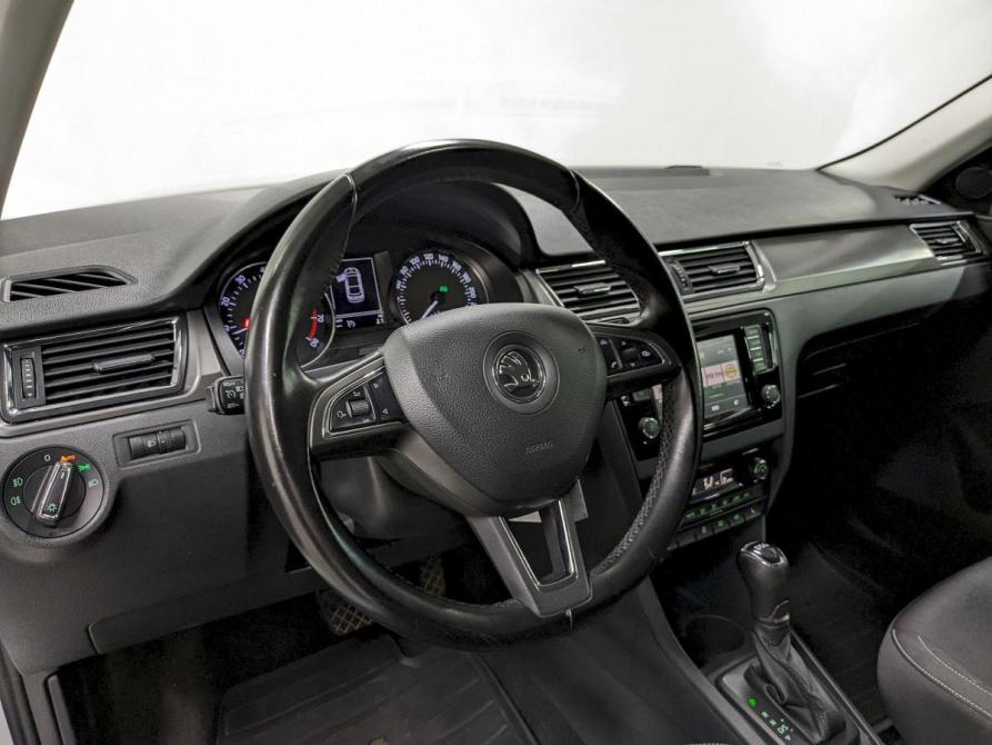 Skoda Rapid I Москва  - изображение 12