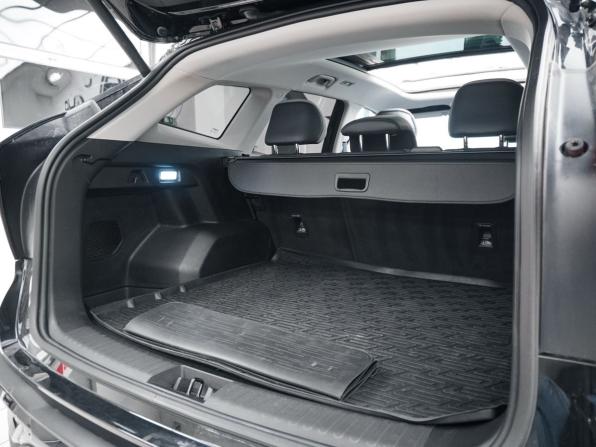 Geely Atlas II с пробегом 2024 года, цена 2 590 000 рублей, 58600 км, внедорожник, Автокод Объявления