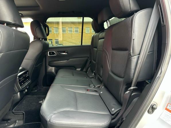 Toyota Land Cruiser 300 Series с пробегом 2021 года, цена 9 940 000 рублей, 35533 км, внедорожник, Автокод Объявления