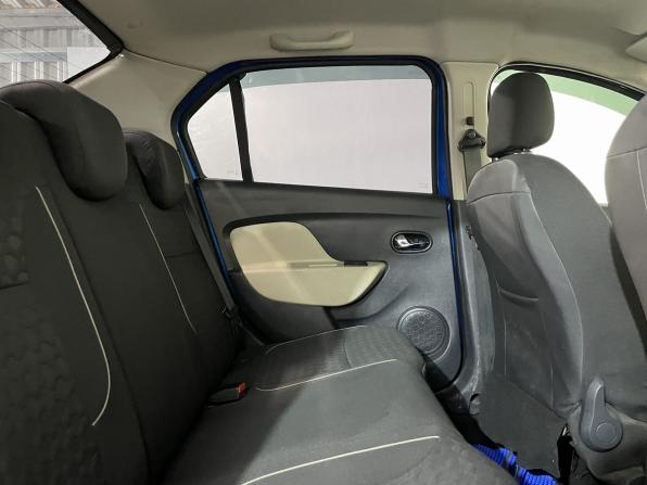 Renault Logan II с пробегом 2014 года, цена 799 900 рублей, 72000 км, седан, Автокод Объявления