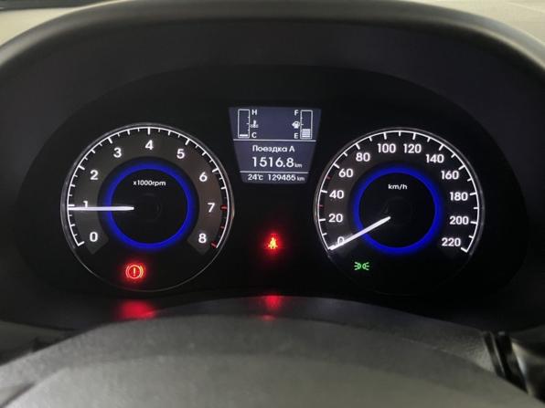 Hyundai Solaris I Рестайлинг с пробегом 2014 года, цена 950 000 рублей, 129484 км, хэтчбек, Автокод Объявления