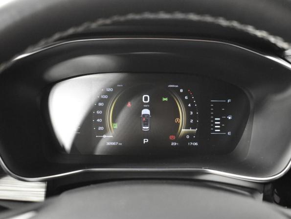 Geely Atlas Pro с пробегом 2024 года, цена 2 283 100 рублей, 32667 км, внедорожник, Автокод Объявления