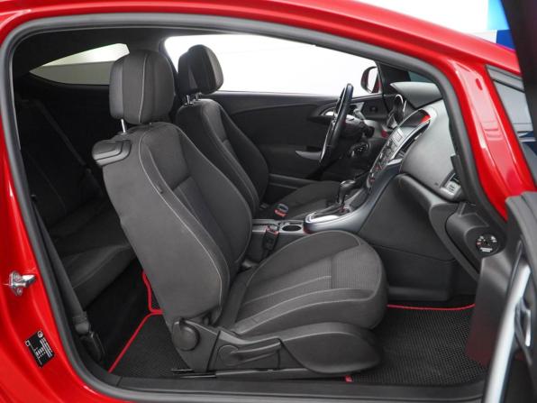 Opel Astra J Рестайлинг с пробегом 2012 года, цена 1 150 000 рублей, 152241 км, хэтчбек, Автокод Объявления