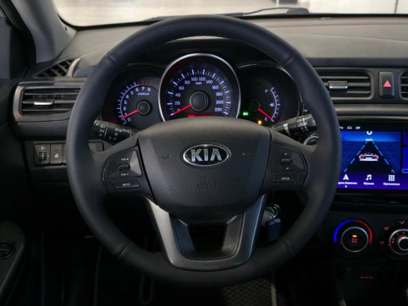 Kia Rio III с пробегом 2014 года, цена 949 000 рублей, 180000 км, седан, Автокод Объявления