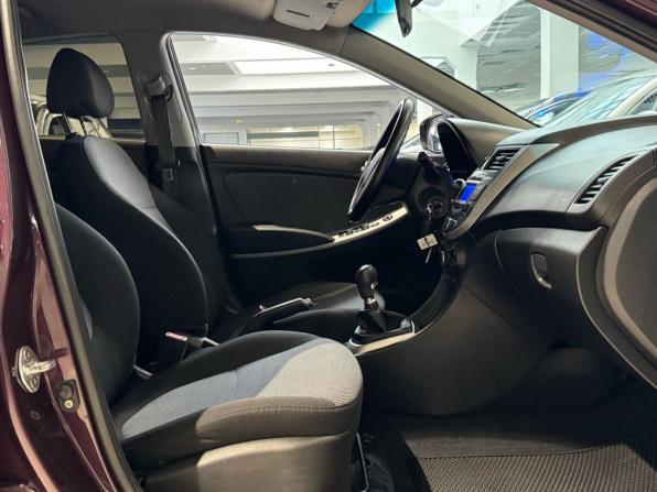 Hyundai Solaris I с пробегом 2013 года, цена 670 000 рублей, 163289 км, седан, Автокод Объявления