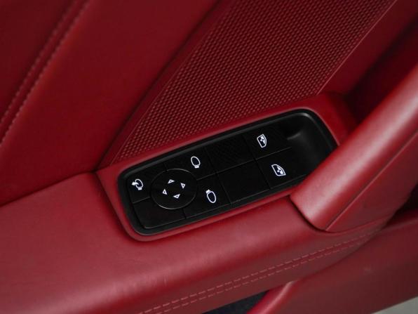 Porsche 911 VIII (992) с пробегом 2020 года, цена 21 900 000 рублей, 17989 км, купе, Автокод Объявления