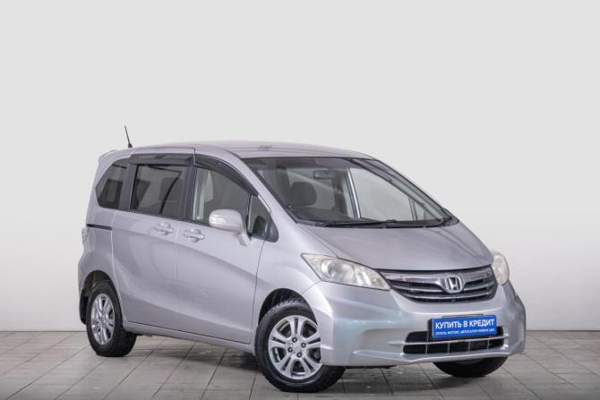 Honda Freed I Рестайлинг с пробегом 2013 года, цена 1 229 000 рублей, 116980 км, компактвэн, Автокод Объявления