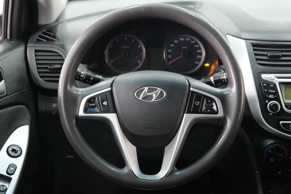 Hyundai Solaris I Омск  - изображение 13