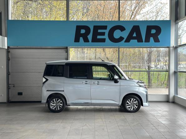 Toyota Roomy I Рестайлинг с пробегом 2021 года, цена 1 410 000 рублей, 55237 км, минивэн, Автокод Объявления