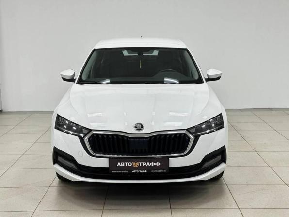 Skoda Octavia IV (A8) с пробегом 2021 года, цена 1 699 000 рублей, 51974 км, лифтбек, Автокод Объявления