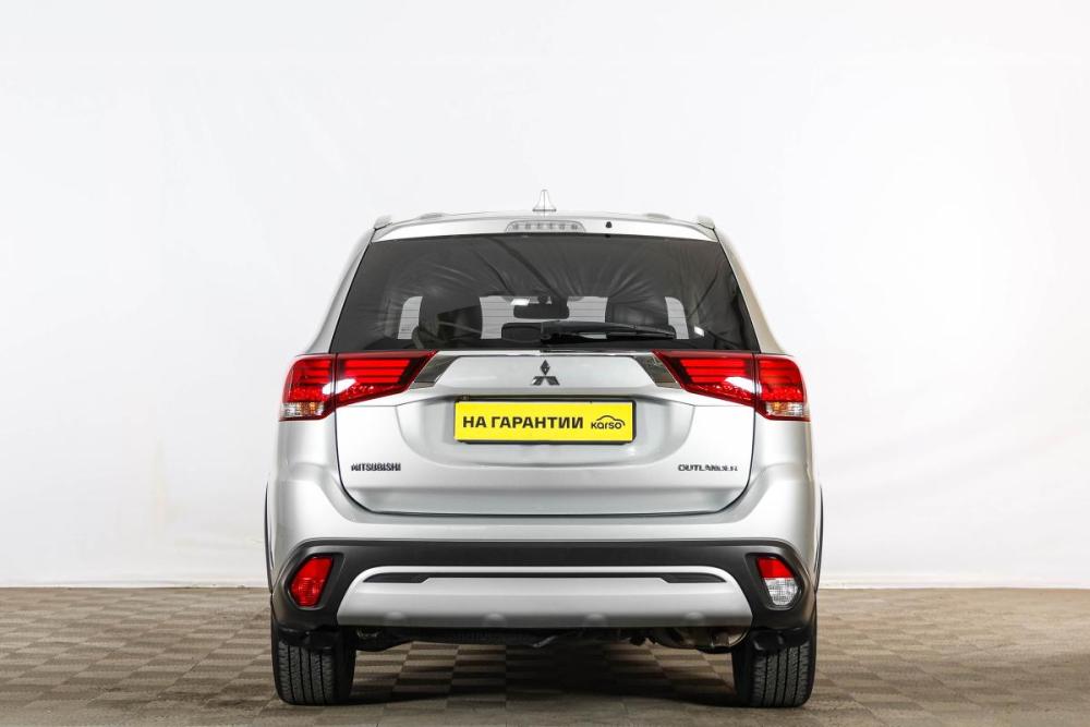 Mitsubishi Outlander III Рестайлинг 2 Тюмень  - изображение 6