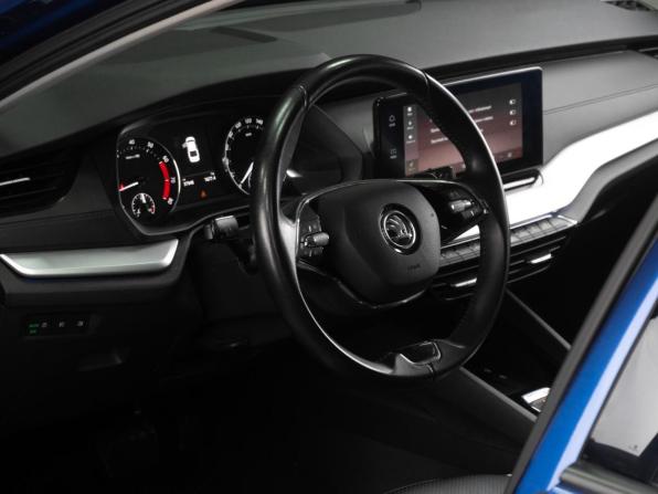 Skoda Octavia IV (A8) с пробегом 2021 года, цена 2 749 000 рублей, 37949 км, лифтбек, Автокод Объявления
