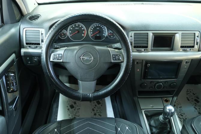 Opel Vectra C Рестайлинг с пробегом 2007 года, цена 499 000 рублей, 290000 км, седан, Автокод Объявления