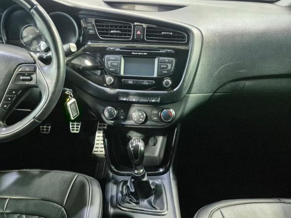 Kia Ceed II с пробегом 2014 года, цена 1 190 000 рублей, 76000 км, хэтчбек, Автокод Объявления