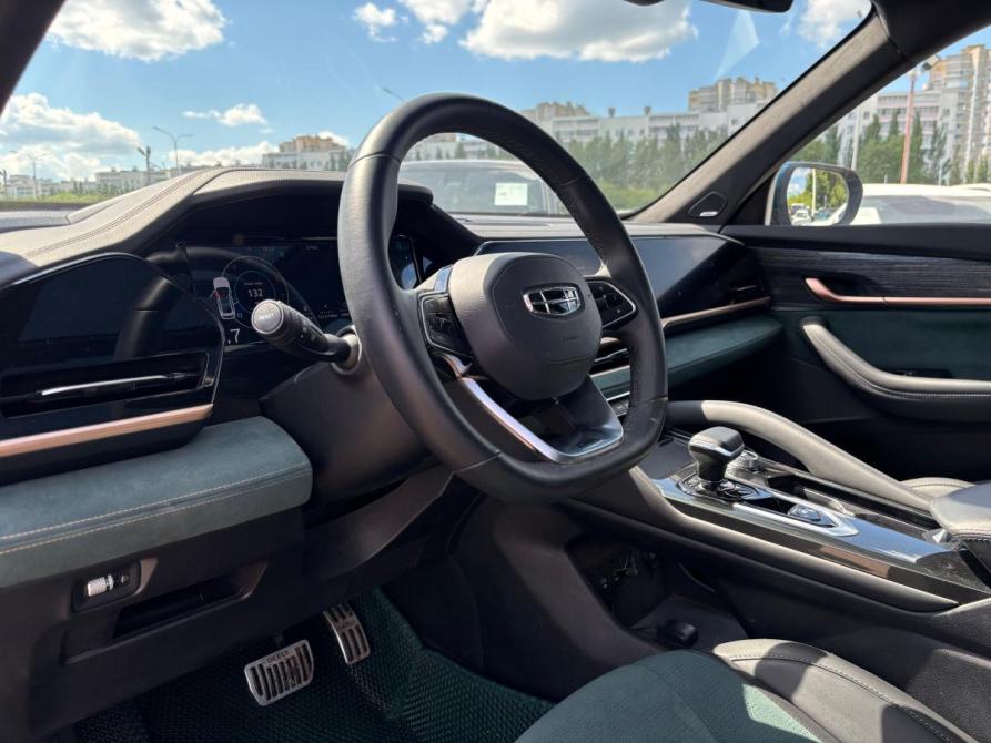 Geely Monjaro I Набережные Челны  - изображение 12