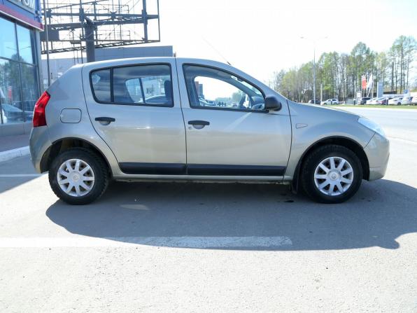 Renault Sandero I с пробегом 2012 года, цена 587 000 рублей, 100300 км, хэтчбек, Автокод Объявления