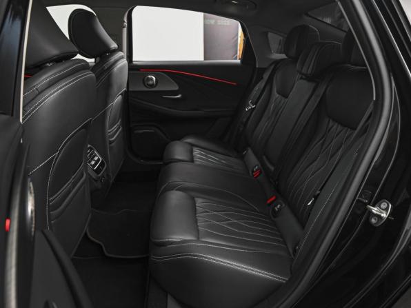 Chery Arrizo 8 с пробегом 2024 года, цена 2 249 000 рублей, 31393 км, седан, Автокод Объявления