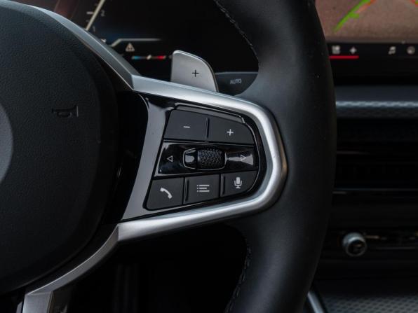 BMW 3 серии VII (G2x) Рестайлинг 2 с пробегом 2025 года, цена 6 200 000 рублей, 3128 км, седан, Автокод Объявления