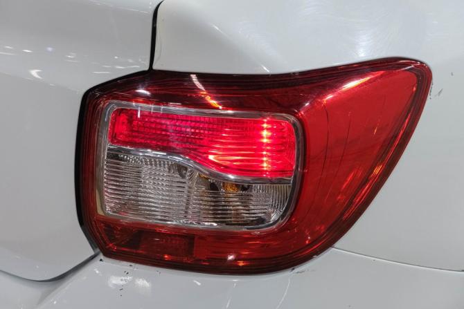 Renault Logan II Рестайлинг с пробегом 2021 года, цена 499 000 рублей, 318000 км, седан, Автокод Объявления