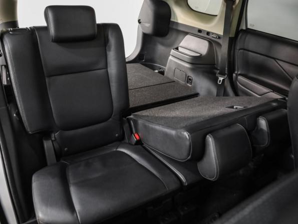 Mitsubishi Outlander III Рестайлинг 2 с пробегом 2017 года, цена 1 899 000 рублей, 174528 км, внедорожник, Автокод Объявления