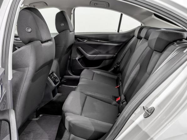 Skoda Octavia IV (A8) с пробегом 2021 года, цена 2 035 000 рублей, 80408 км, лифтбек, Автокод Объявления