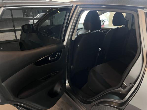 Nissan Qashqai II с пробегом 2016 года, цена 1 453 000 рублей, 92189 км, внедорожник, Автокод Объявления