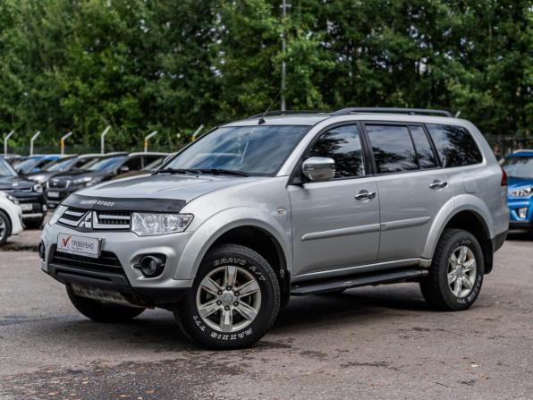 Mitsubishi Pajero Sport II Рестайлинг с пробегом 2015 года, цена 1 500 000 рублей, 272602 км, внедорожник, Автокод Объявления