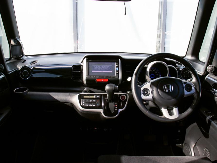 Honda N-BOX II Екатеринбург  - изображение 17