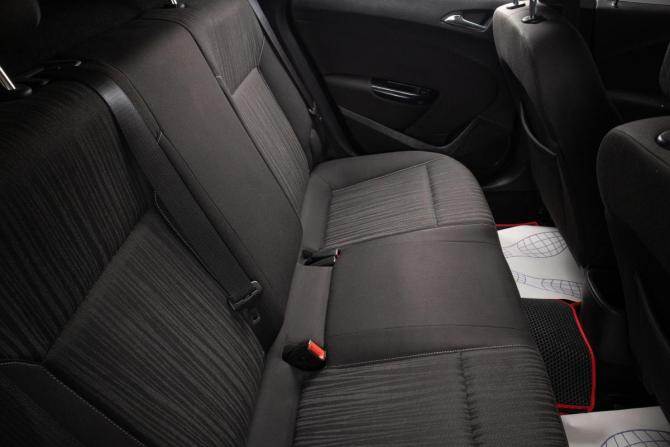 Opel Astra J с пробегом 2012 года, цена 749 000 рублей, 160000 км, хэтчбек, Автокод Объявления
