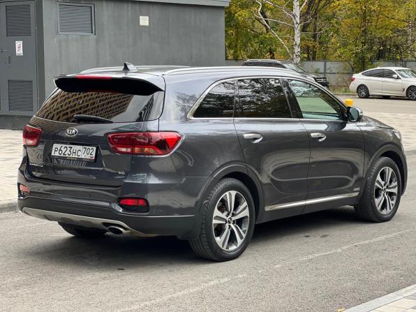 Kia Sorento III Prime Рестайлинг с пробегом 2018 года, цена 2 390 000 рублей, 195242 км, внедорожник, Автокод Объявления