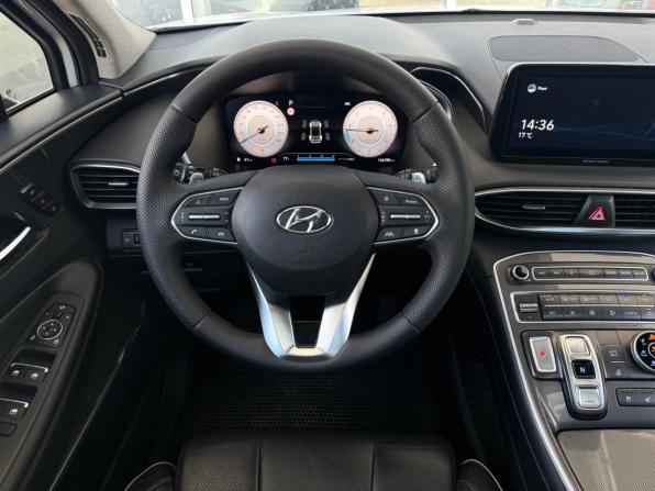 Hyundai Santa Fe IV Рестайлинг с пробегом 2021 года, цена 3 329 000 рублей, 137000 км, внедорожник, Автокод Объявления