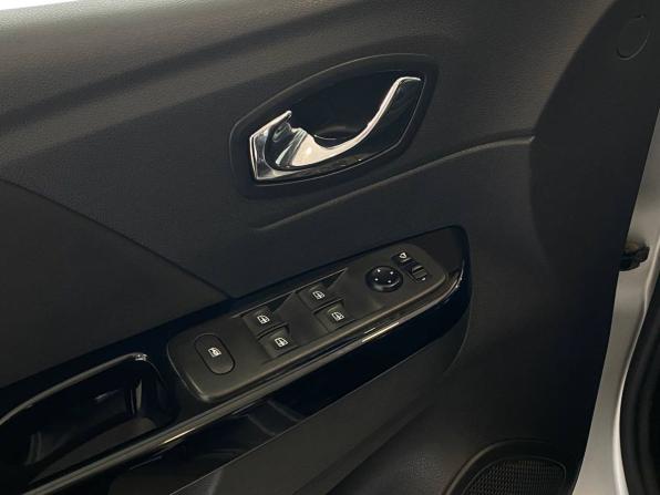 Renault Kaptur I с пробегом 2019 года, цена 1 817 000 рублей, 100664 км, внедорожник, Автокод Объявления