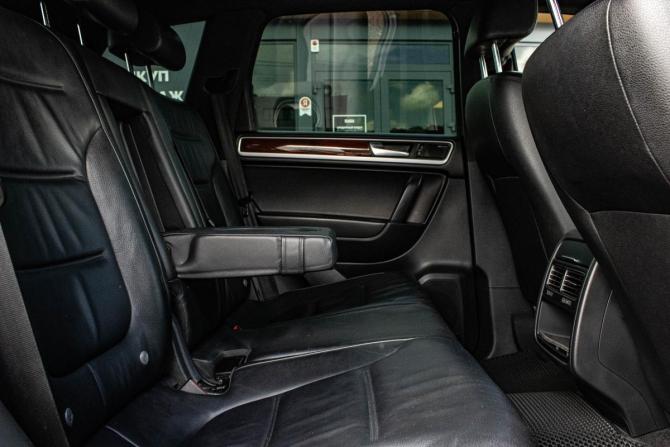 Volkswagen Touareg II с пробегом 2010 года, цена 1 739 000 рублей, 242446 км, внедорожник, Автокод Объявления