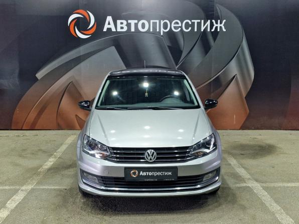 Volkswagen Polo V Рестайлинг с пробегом 2017 года, цена 1 400 000 рублей, 79254 км, седан, Автокод Объявления
