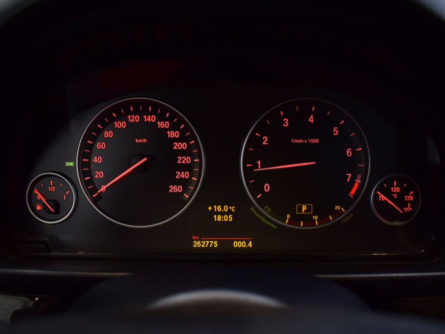 BMW 5 серии VI (F10/F11/F07) Кемерово  - изображение 9