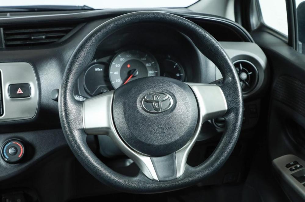 Toyota Vitz III (XP130) Рестайлинг Новосибирск  - изображение 12