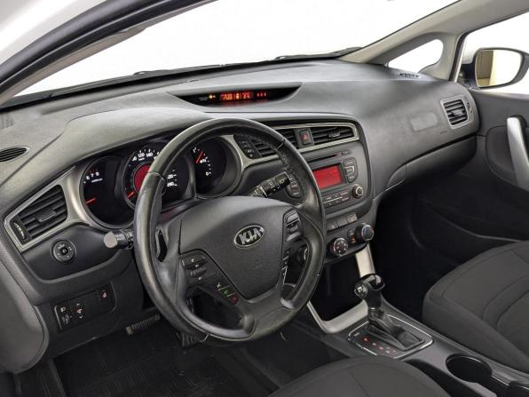 Kia Ceed II Рестайлинг с пробегом 2018 года, цена 1 725 000 рублей, 26625 км, универсал, Автокод Объявления