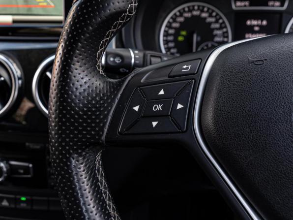 Mercedes-Benz B-Класс II (W246) с пробегом 2013 года, цена 1 078 000 рублей, 156085 км, хэтчбек, Автокод Объявления