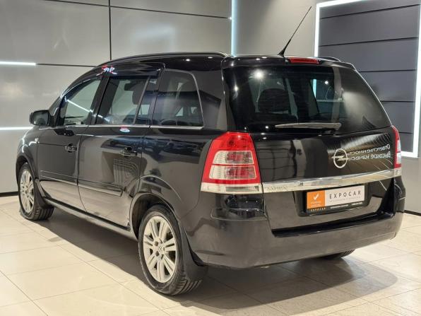 Opel Zafira B Рестайлинг с пробегом 2011 года, цена 625 000 рублей, 185000 км, компактвэн, Автокод Объявления