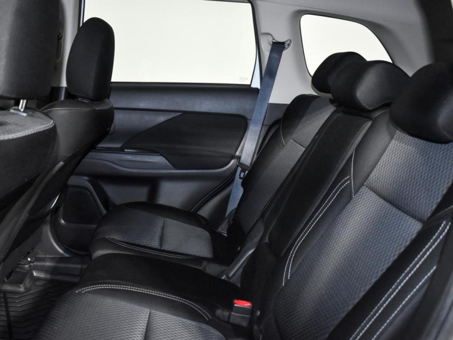 Mitsubishi Outlander III Рестайлинг 3 Санкт-Петербург  - изображение 13