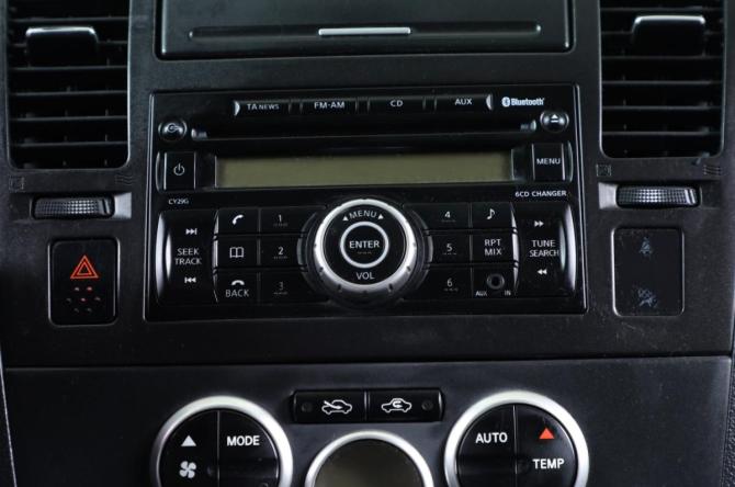 Nissan Tiida I Рестайлинг с пробегом 2012 года, цена 779 000 рублей, 290000 км, хэтчбек, Автокод Объявления